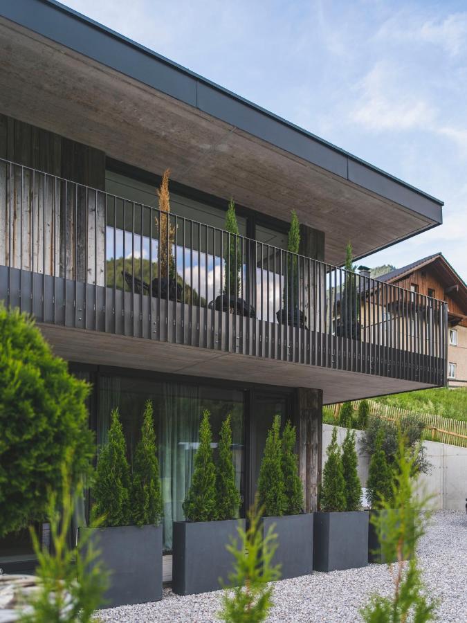 Garconniere Mit Parkplatz&terrasse Appartement *
